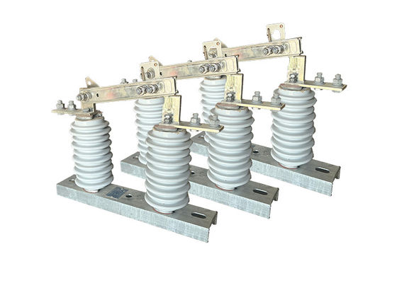 Interruptor de isolamento de alta tensão de cerâmica 12kV-36kV AC Power Vertical Break Switch para sistema de distribuição exterior